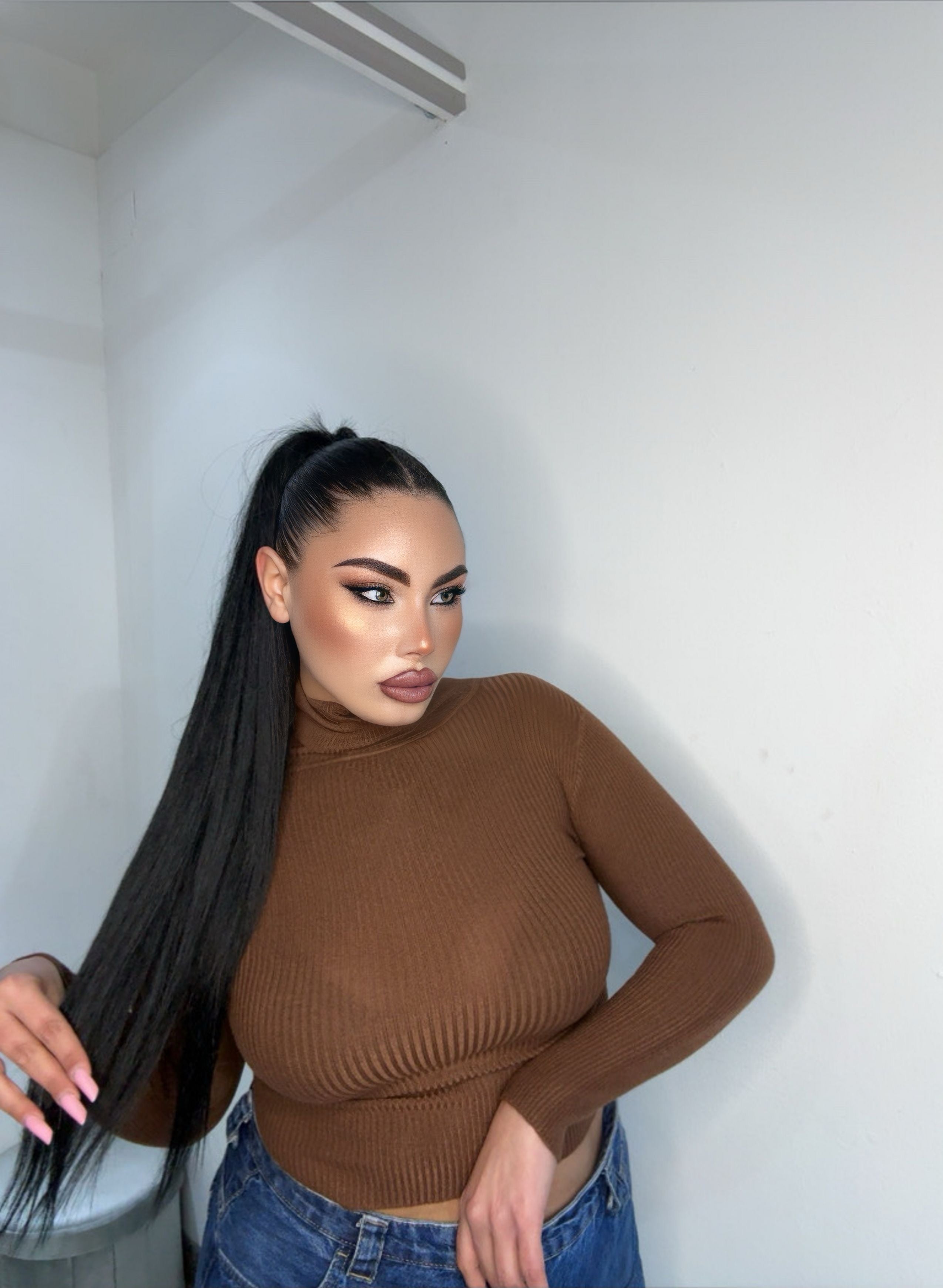 Maglioncino crop marrone