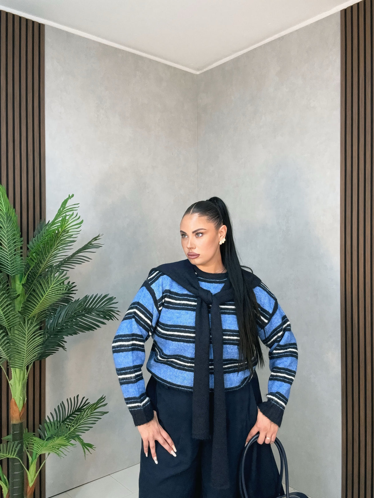 Maglione curvy blue stripes
