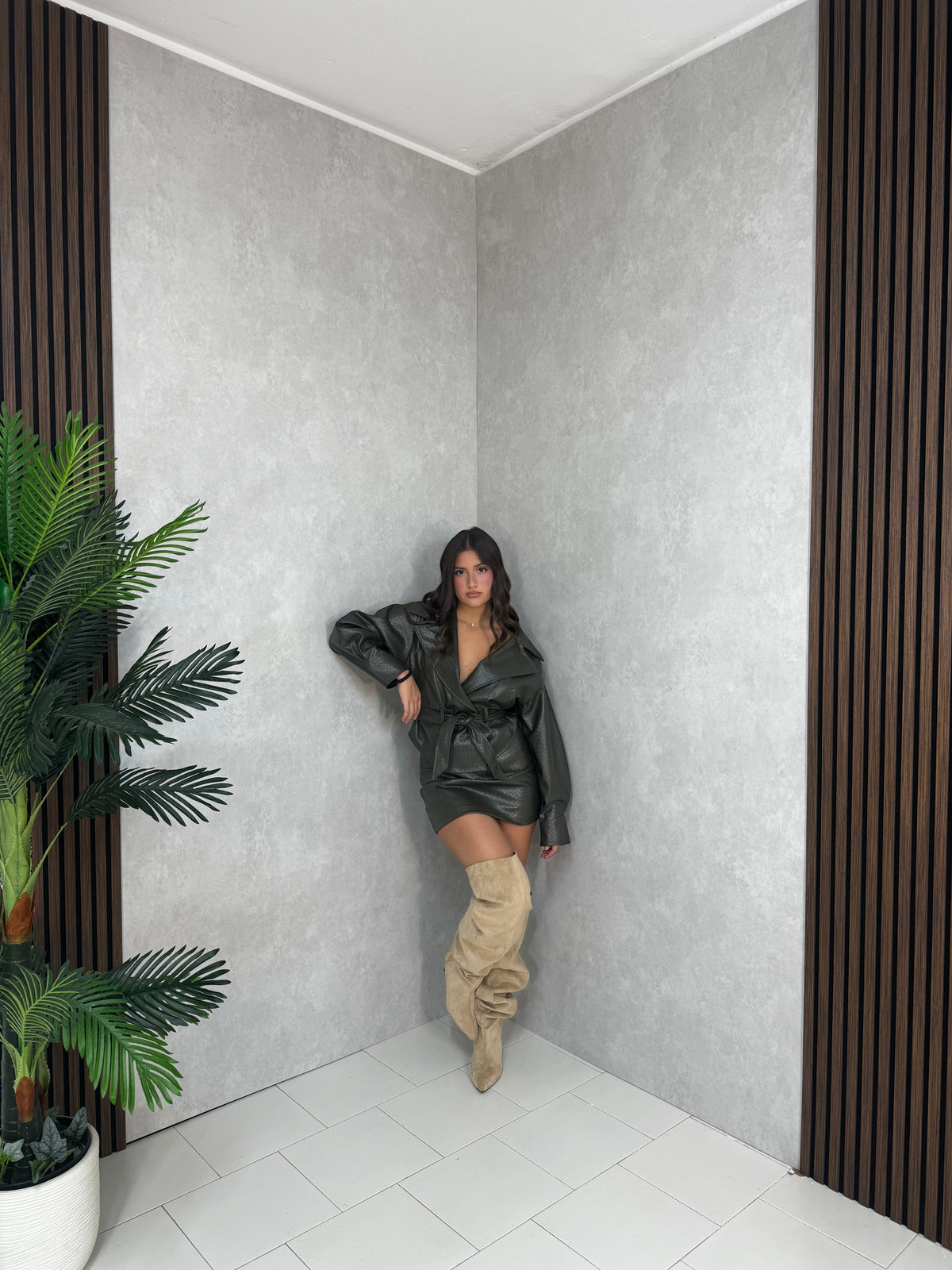Completo Leather Chic
