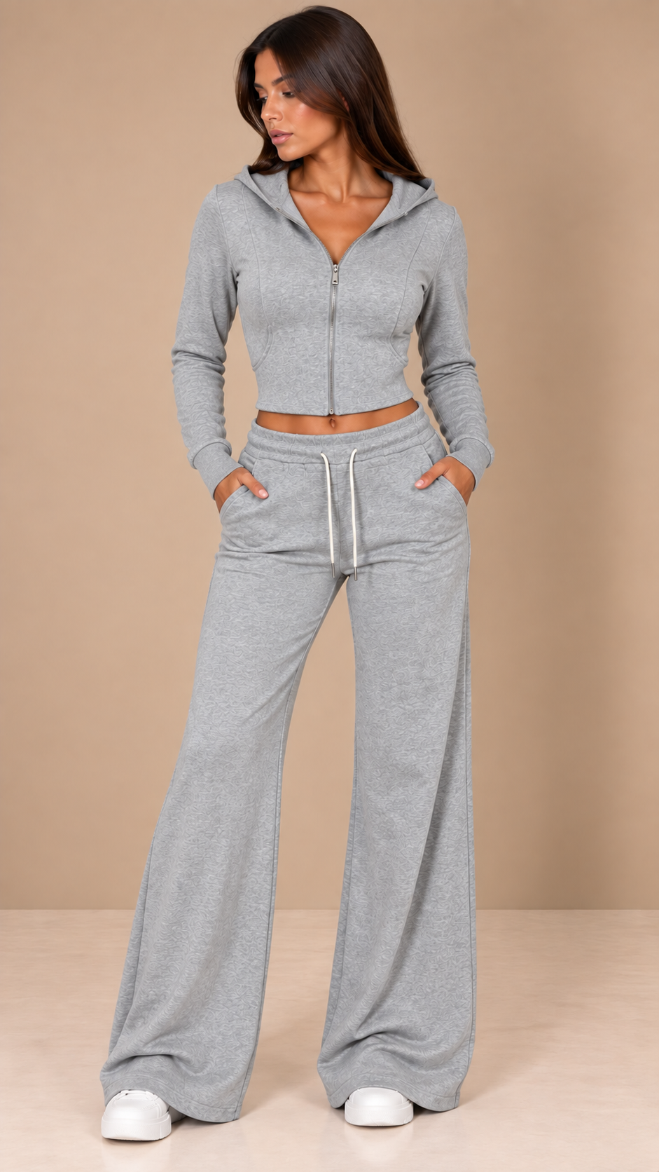 Tuta Essential Fit grigia
