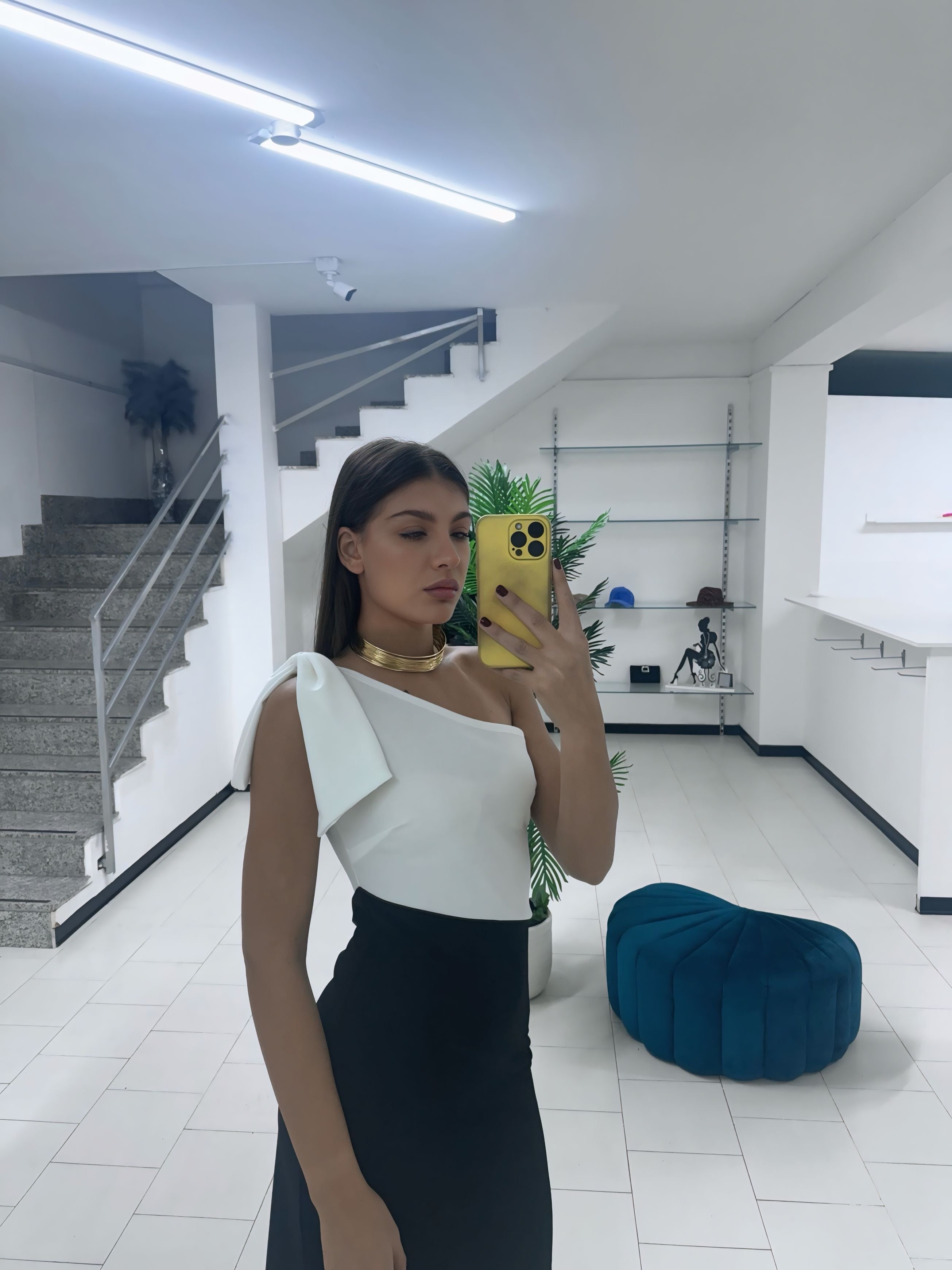 Dress baly