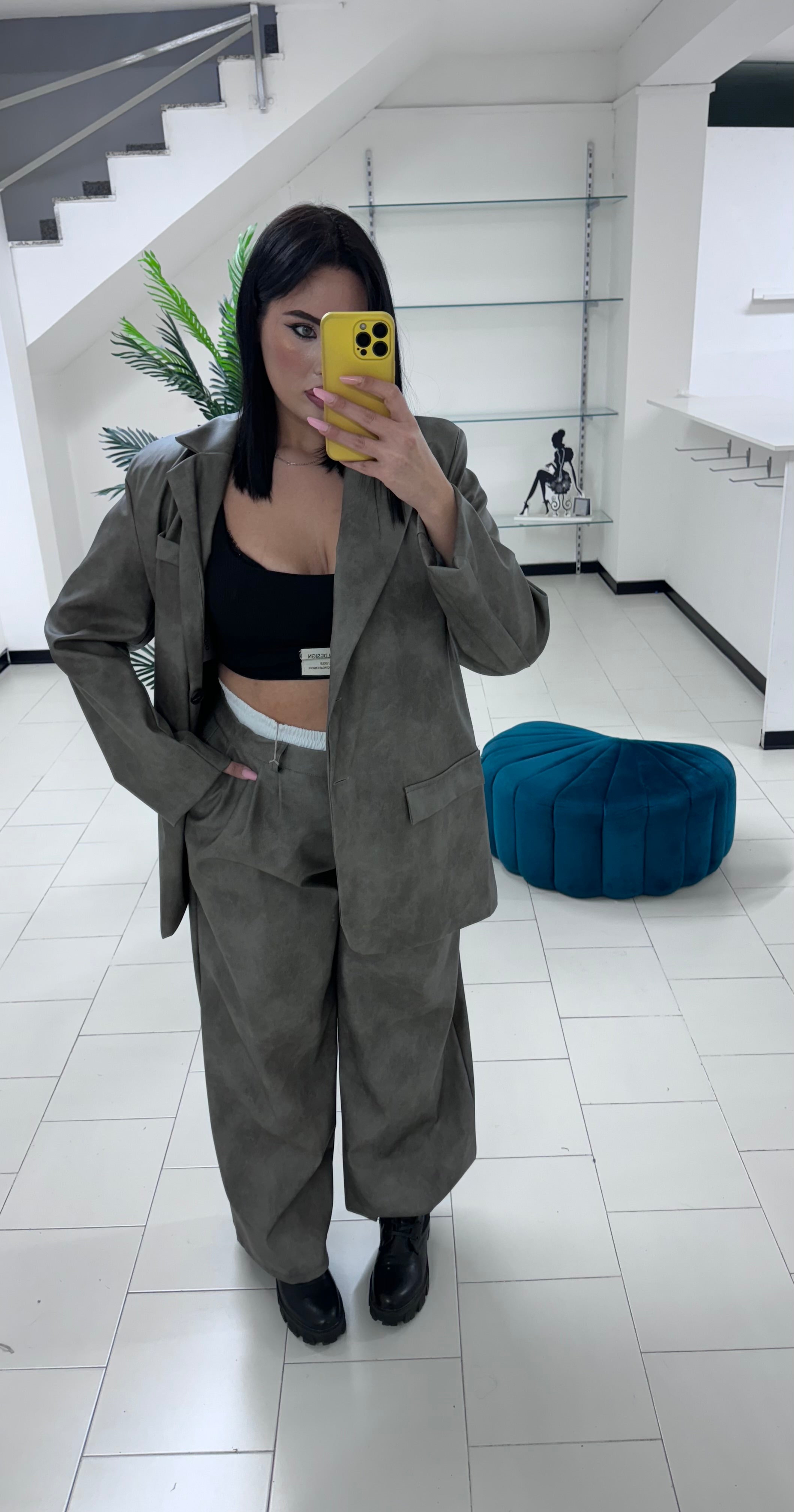 Tailleur in ecopelle curvy