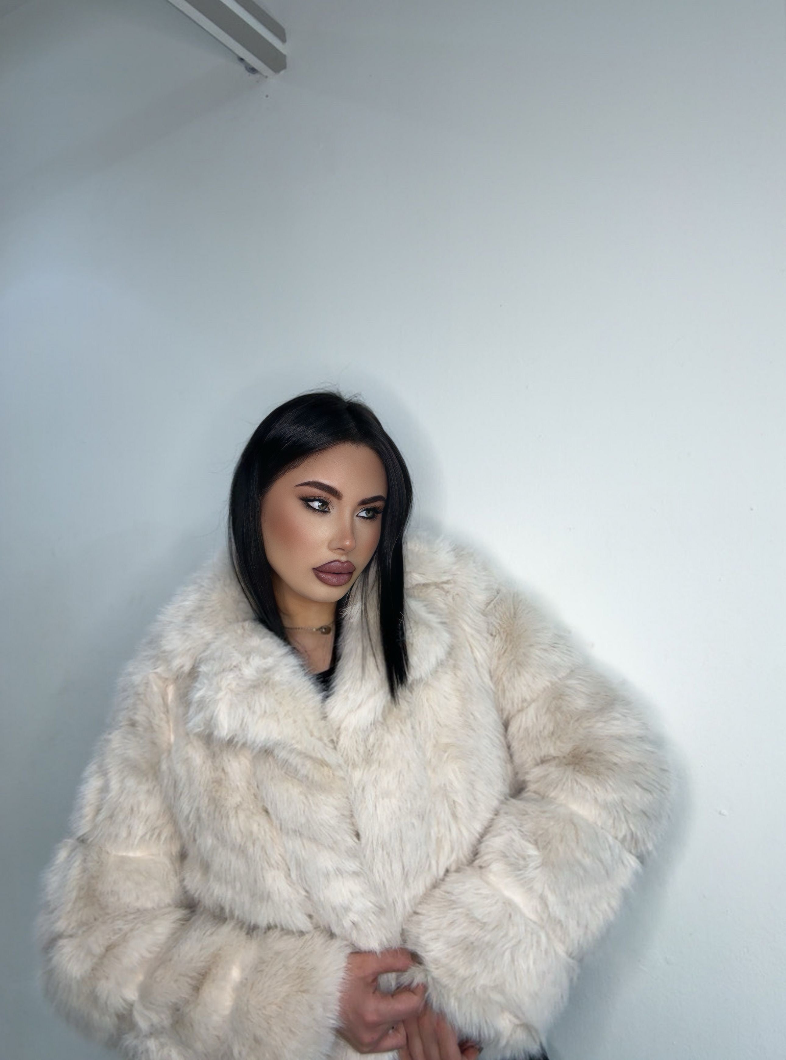 Pelliccia 68349 beige