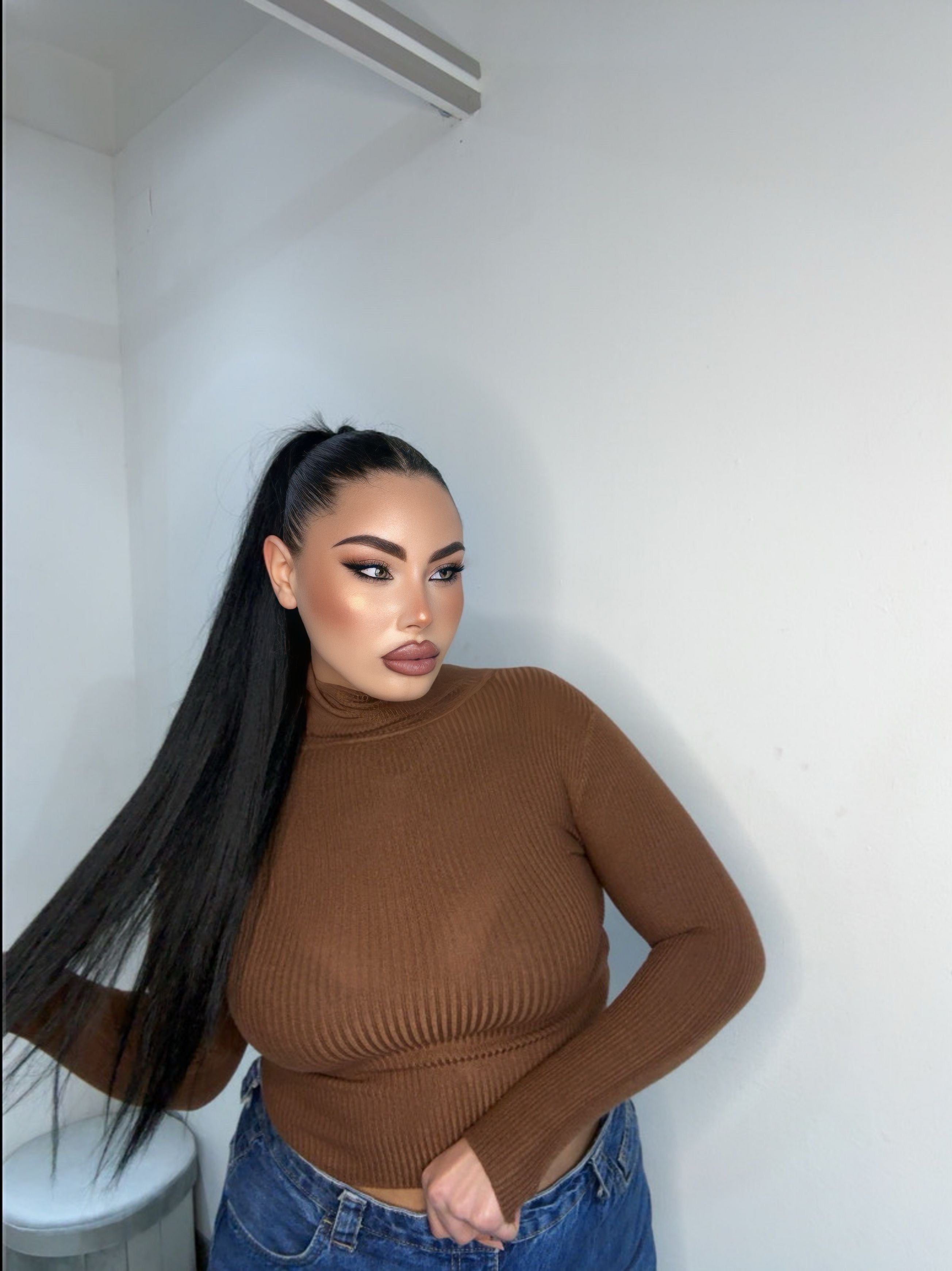 Maglioncino crop marrone