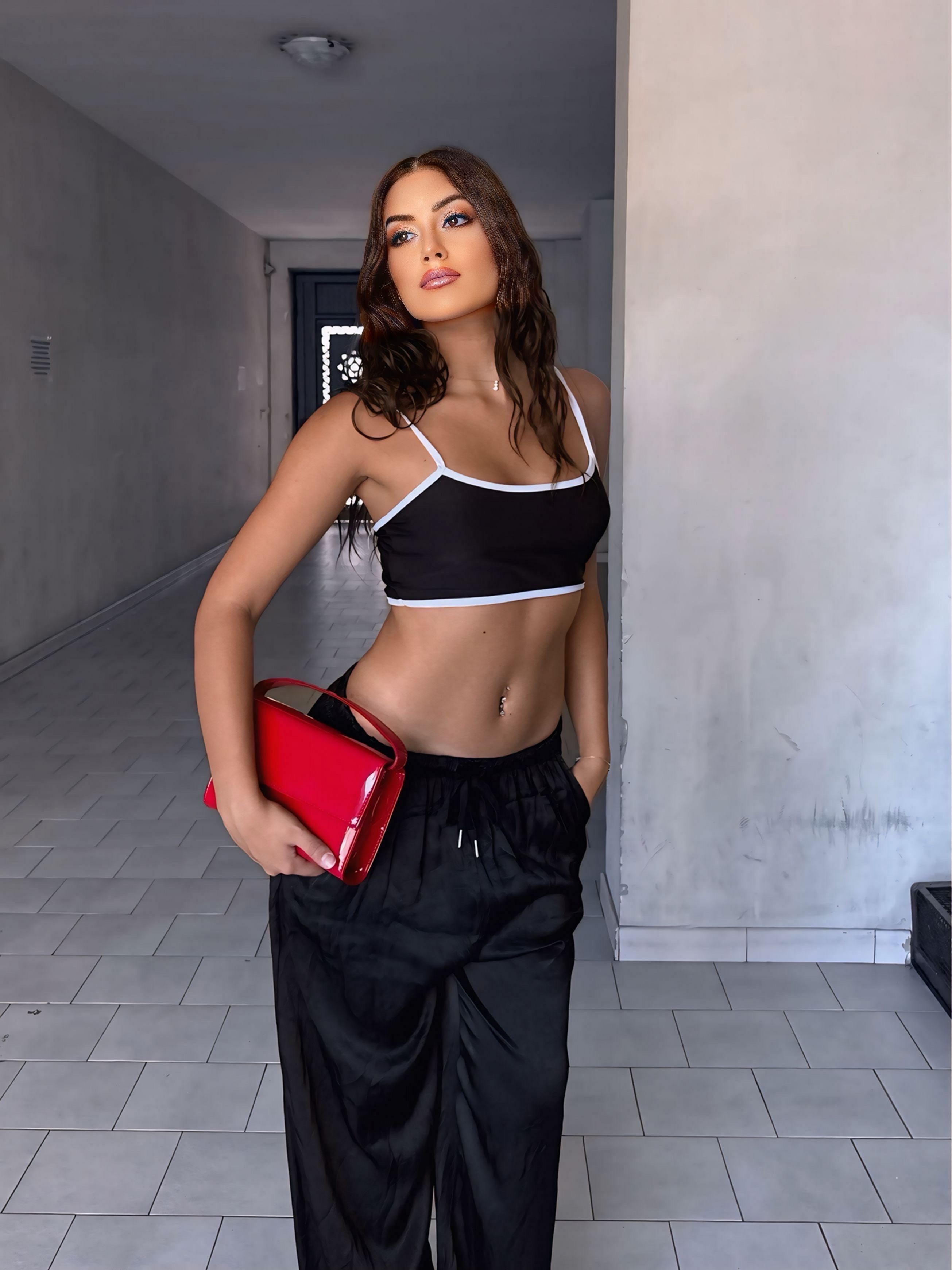 Top black