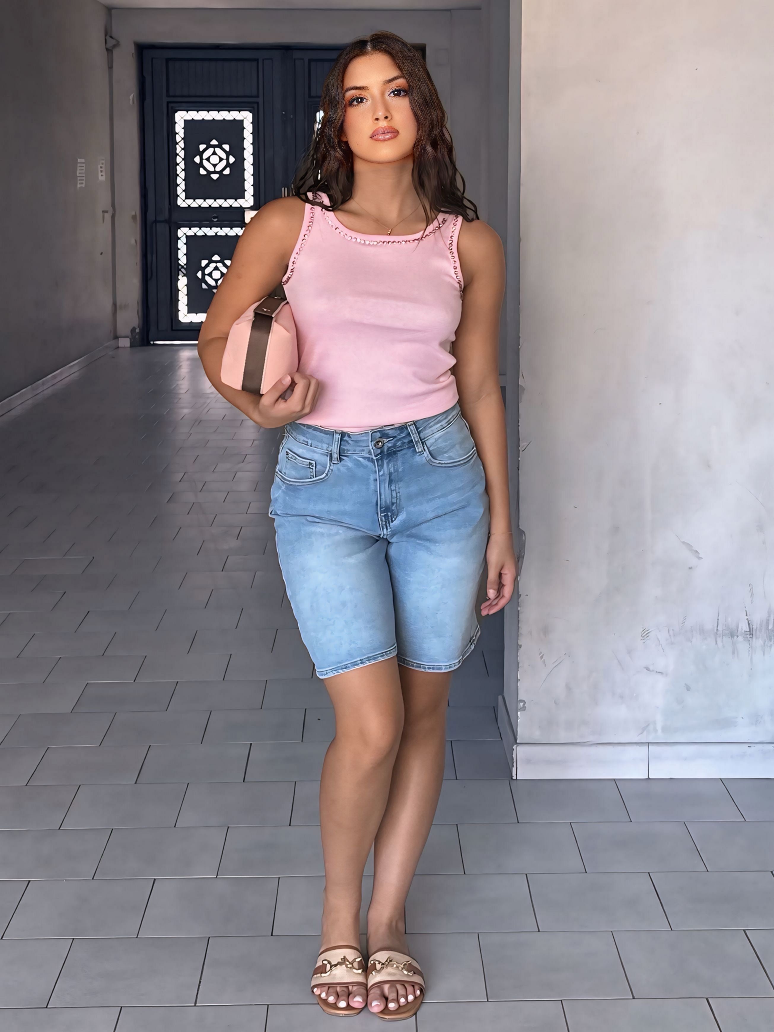 Bermuda hales