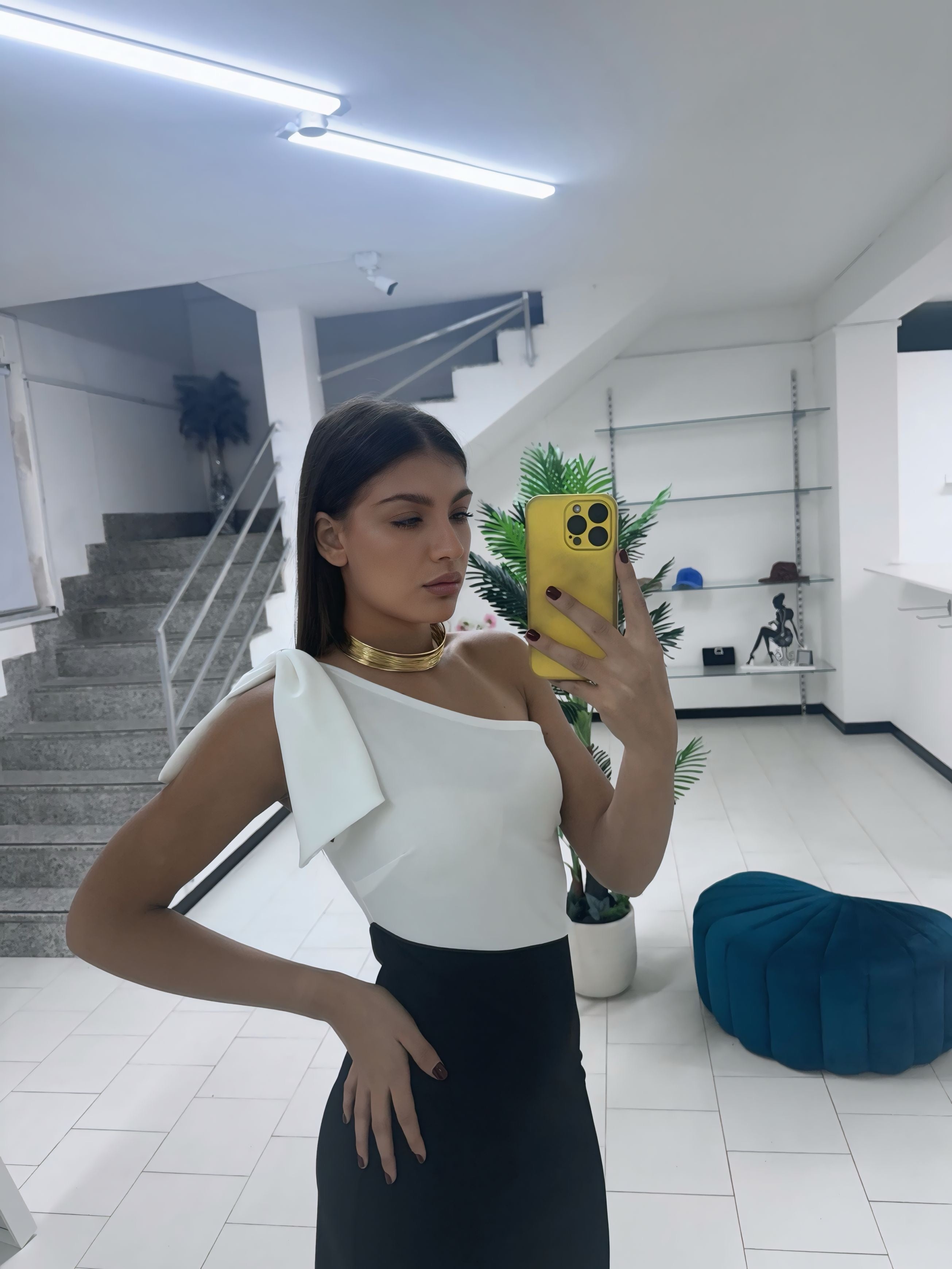 Dress baly