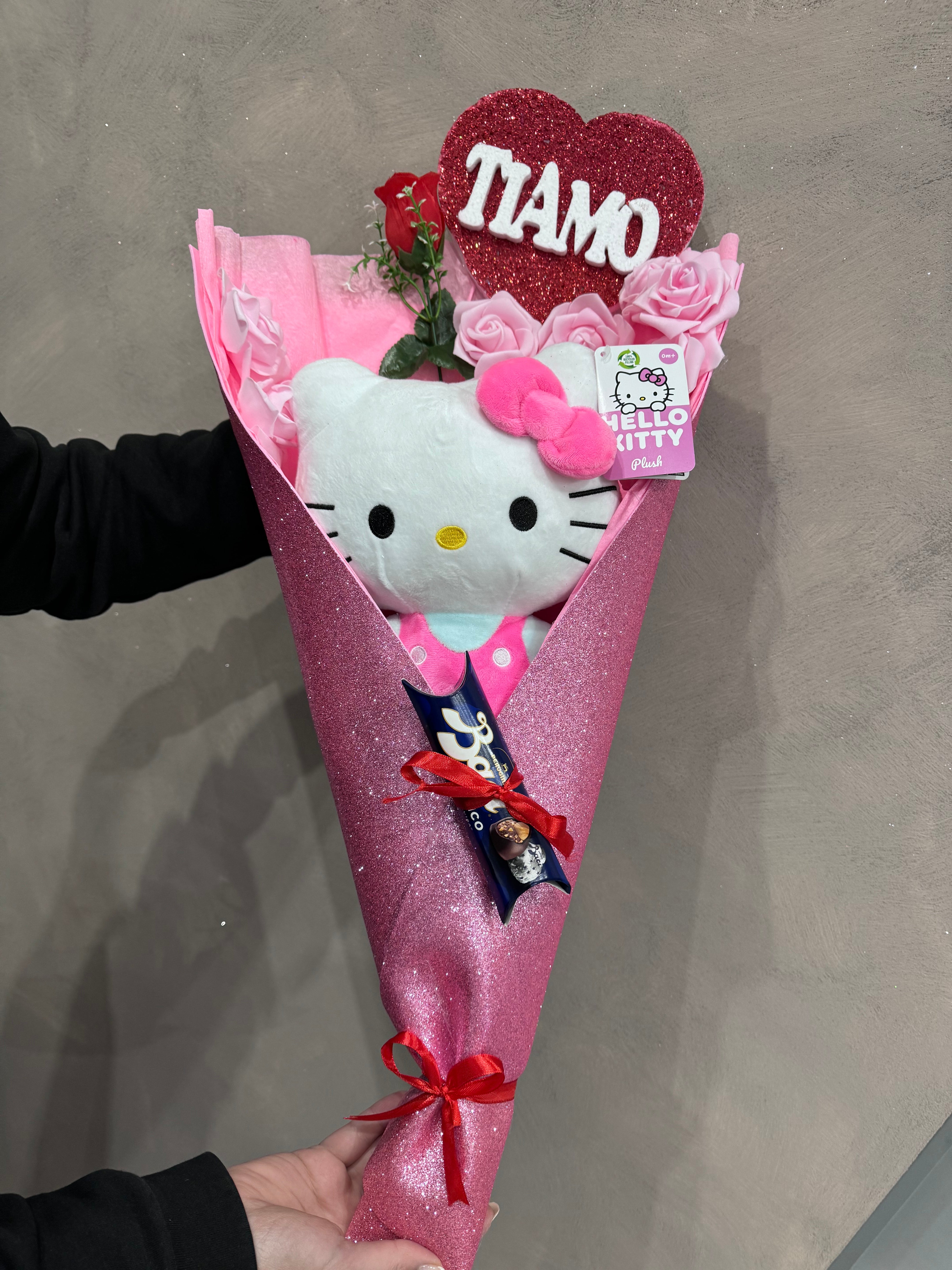 BOUQUET HELLO KITTY SAN VALENTINO