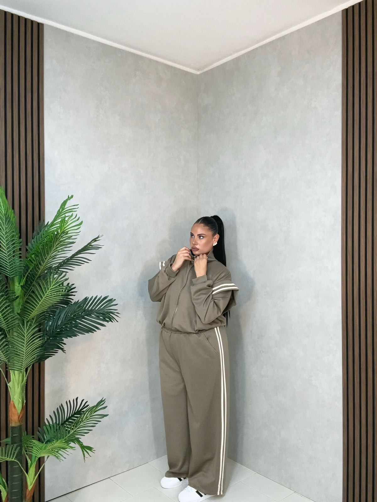 Tuta Curvy xalw tortora