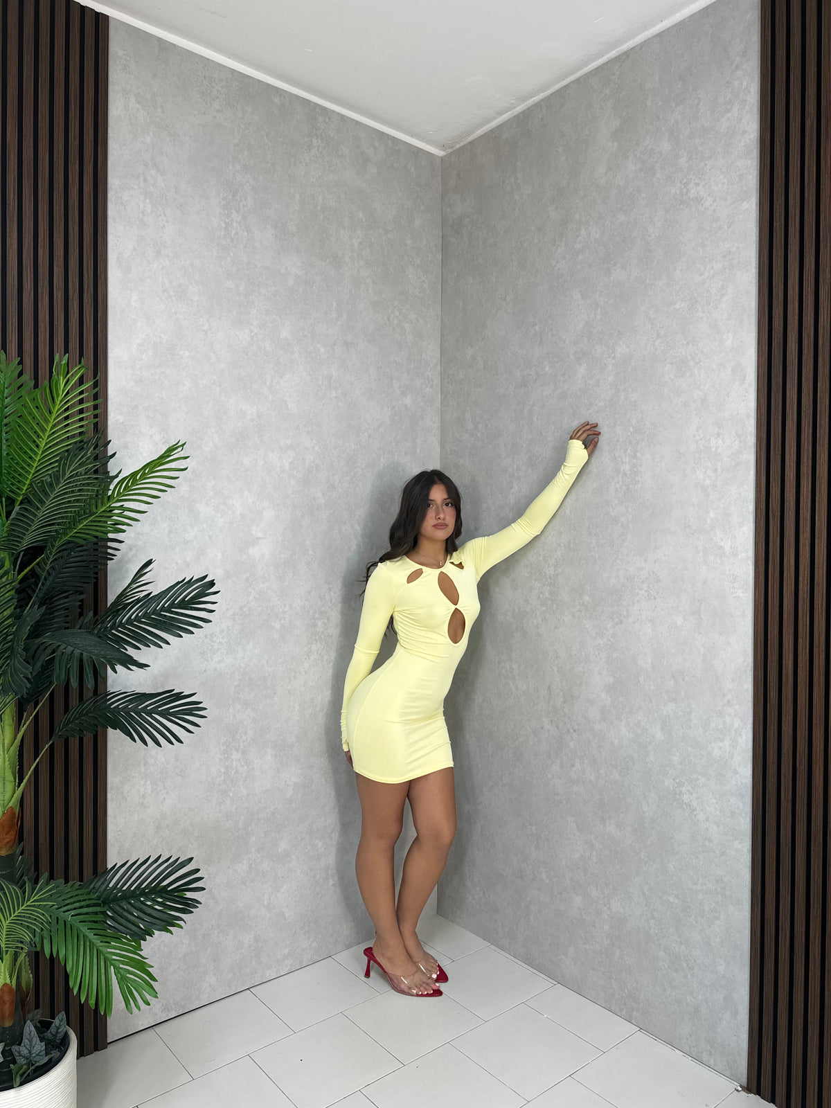 Abito Cut-Out Desire Giallo pastello