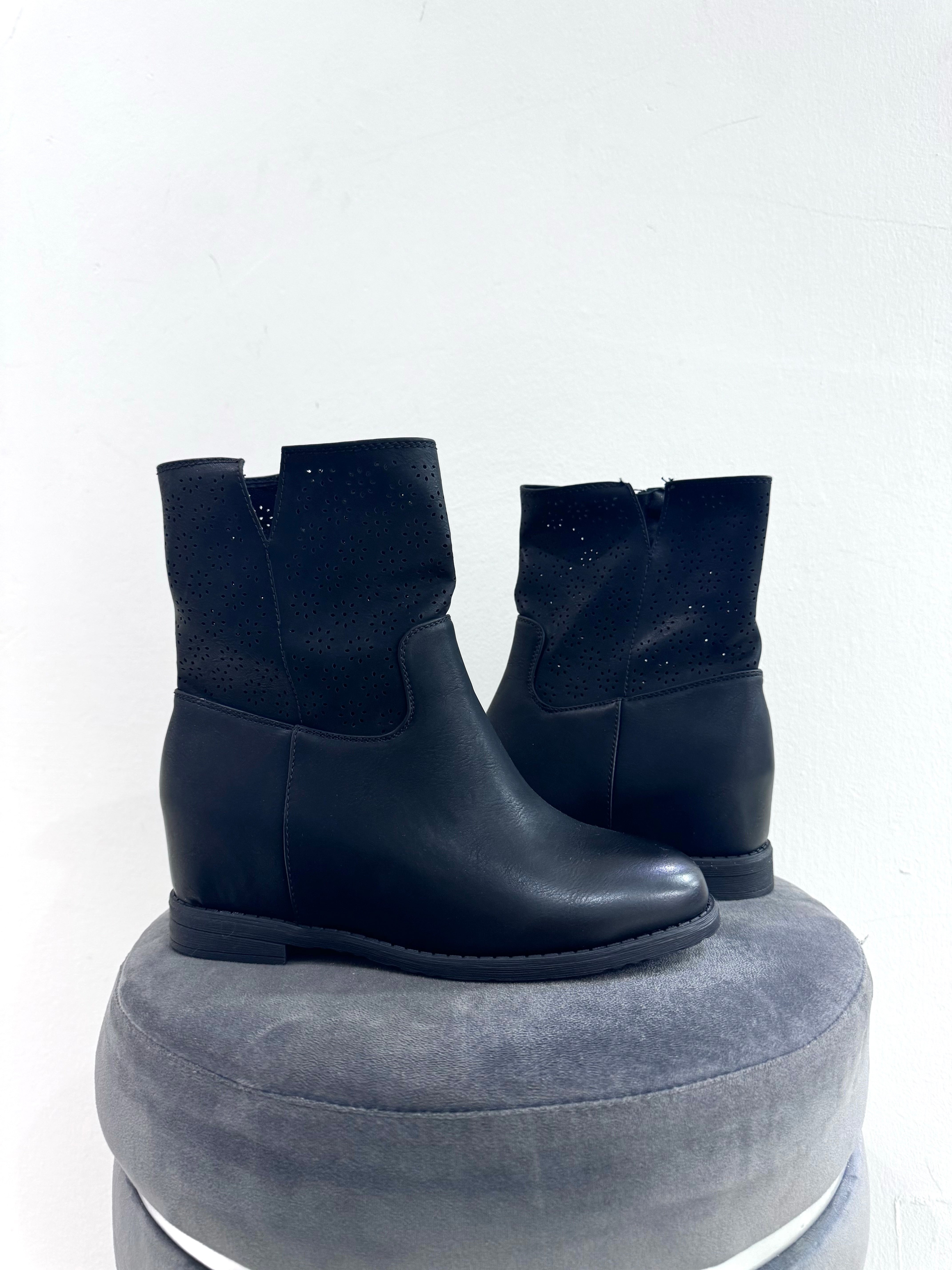 Stivaletto 23-05