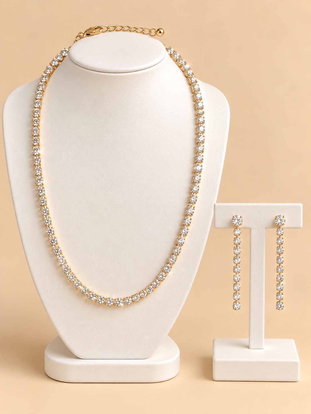 Set Gioielli Dorati con Cristalli – Collana e Orecchini Eleganti