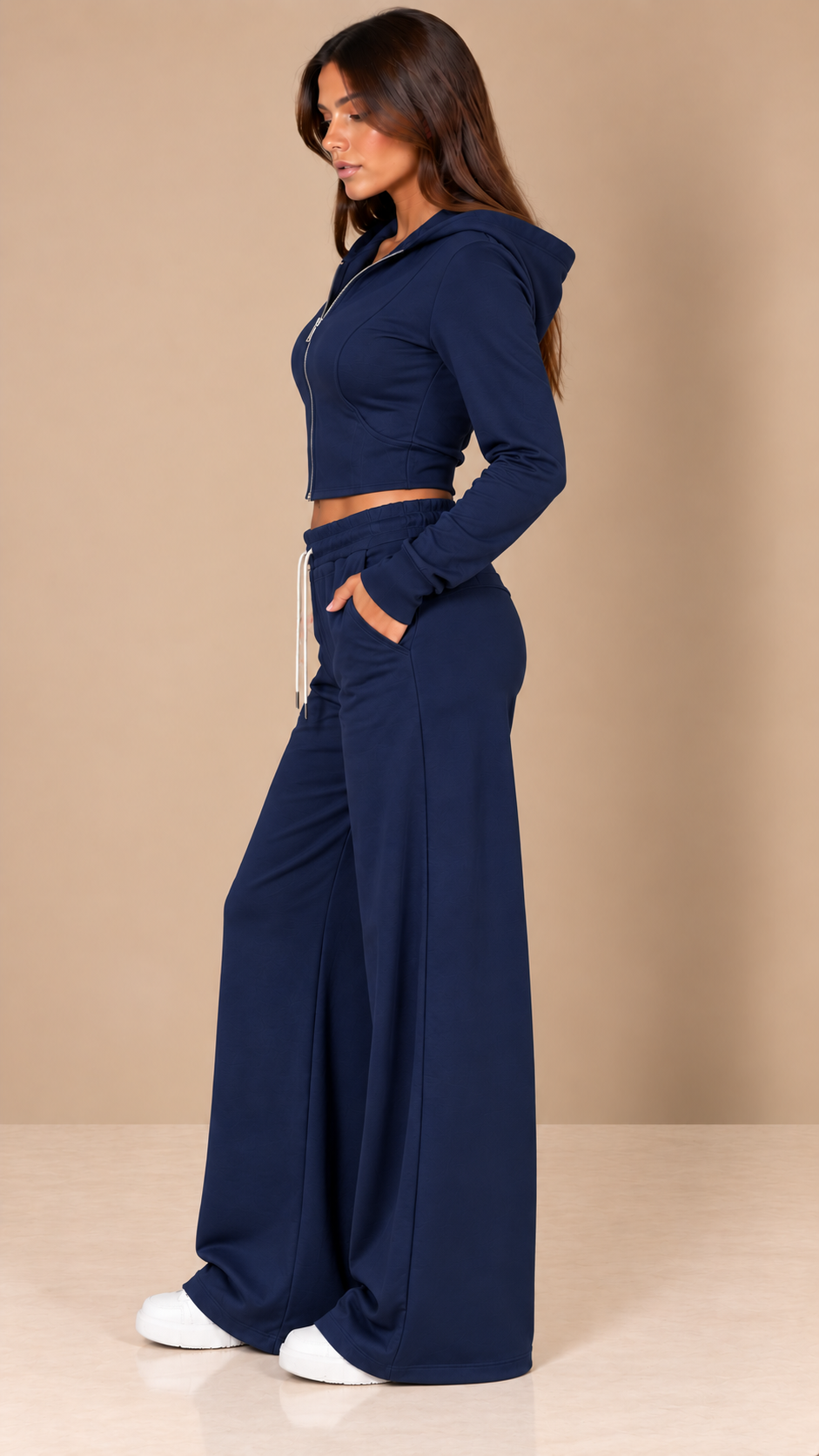 Tuta Essential Fit blu navy