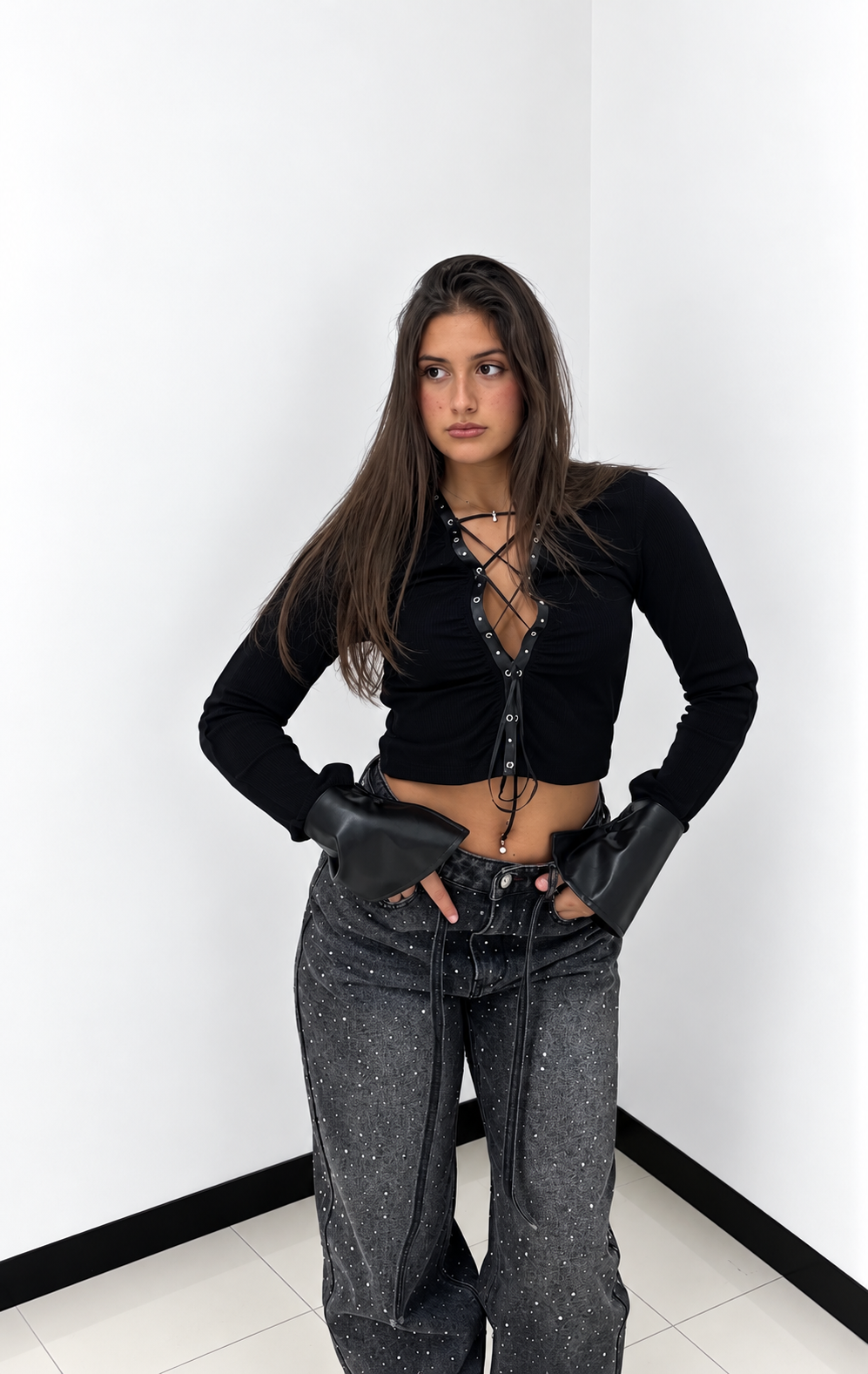 Maglia Lace-Up con Polsini in Ecopelle