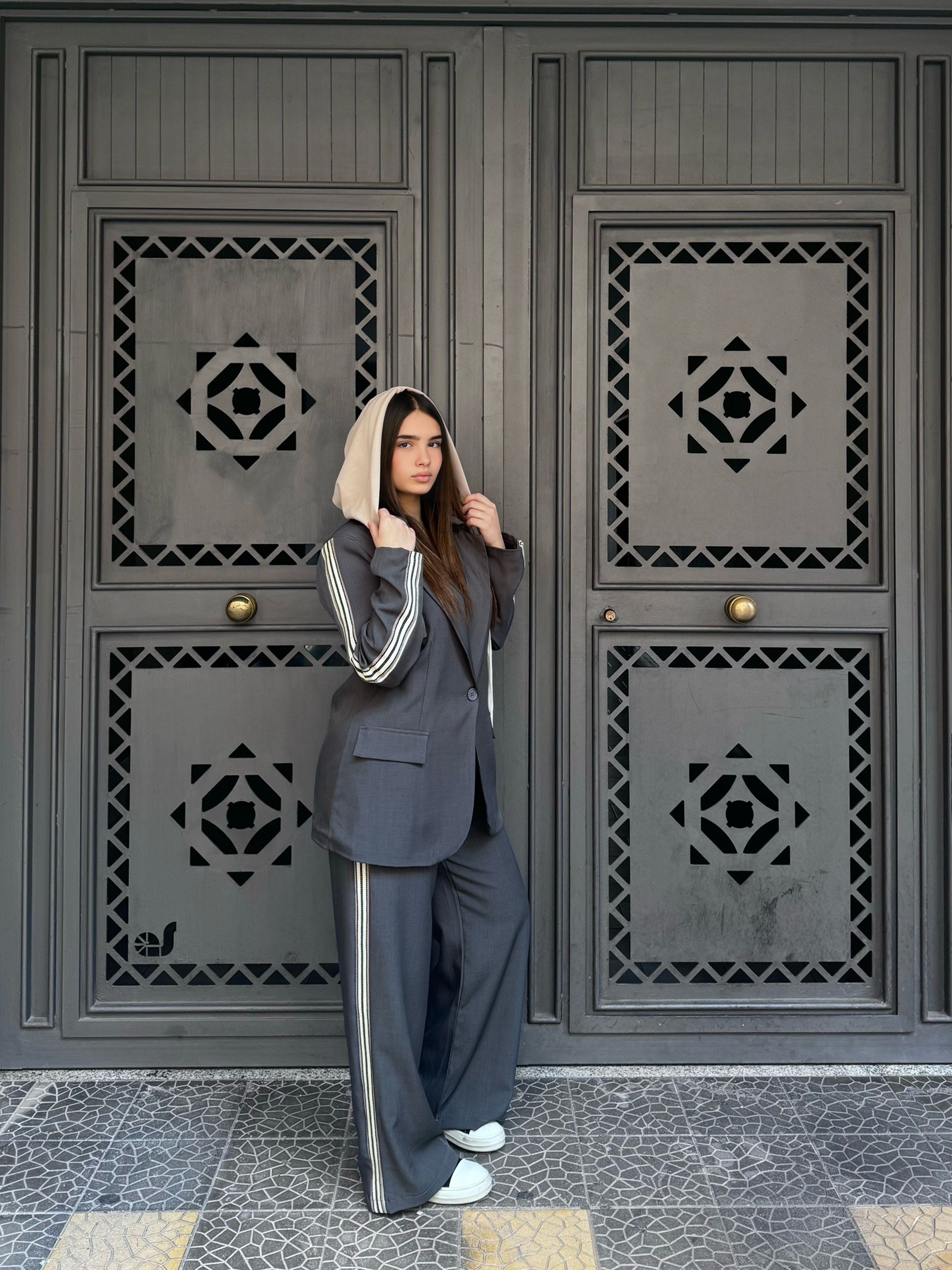 Tailleur sporty grey