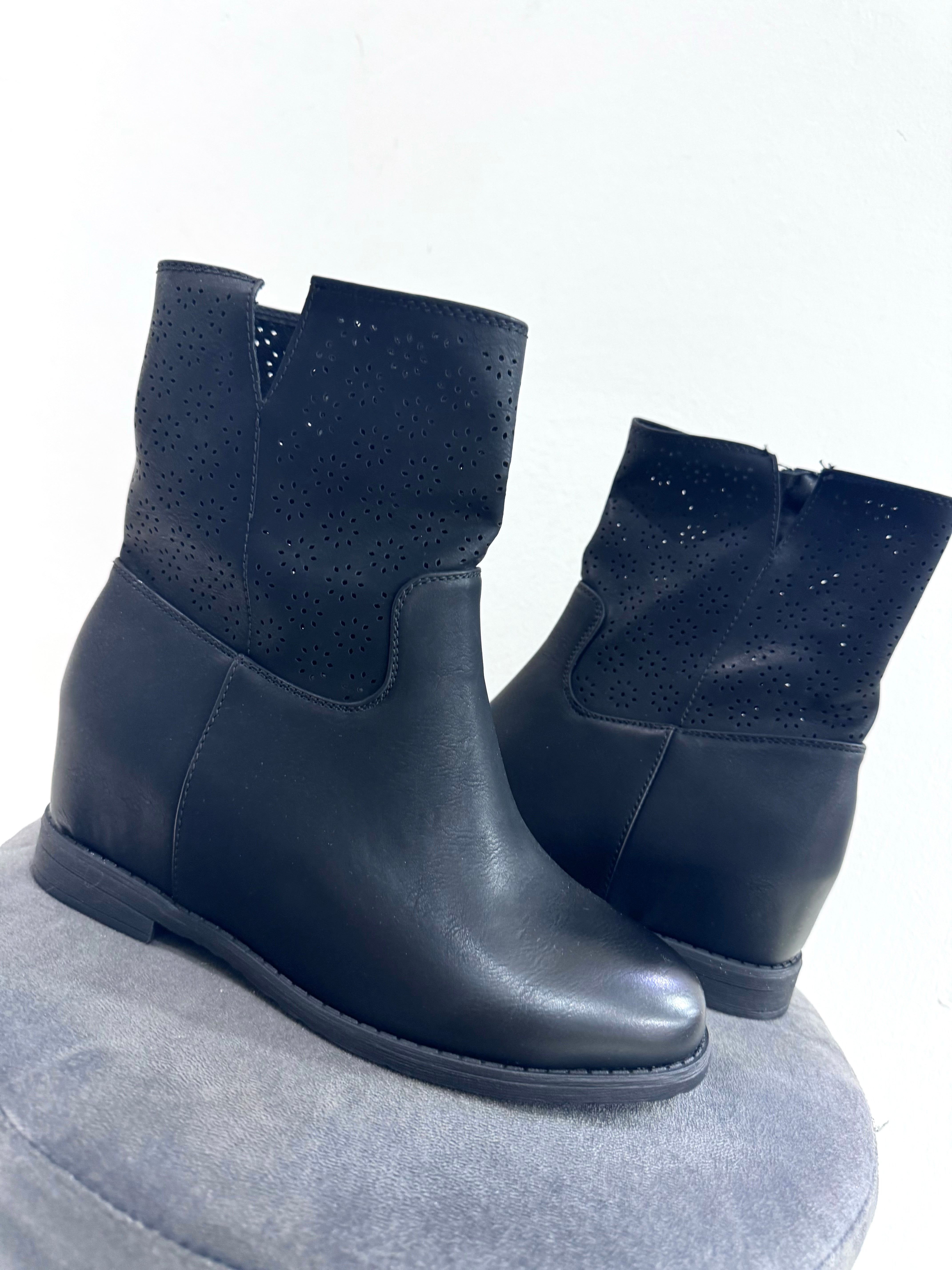 Stivaletto 23-05