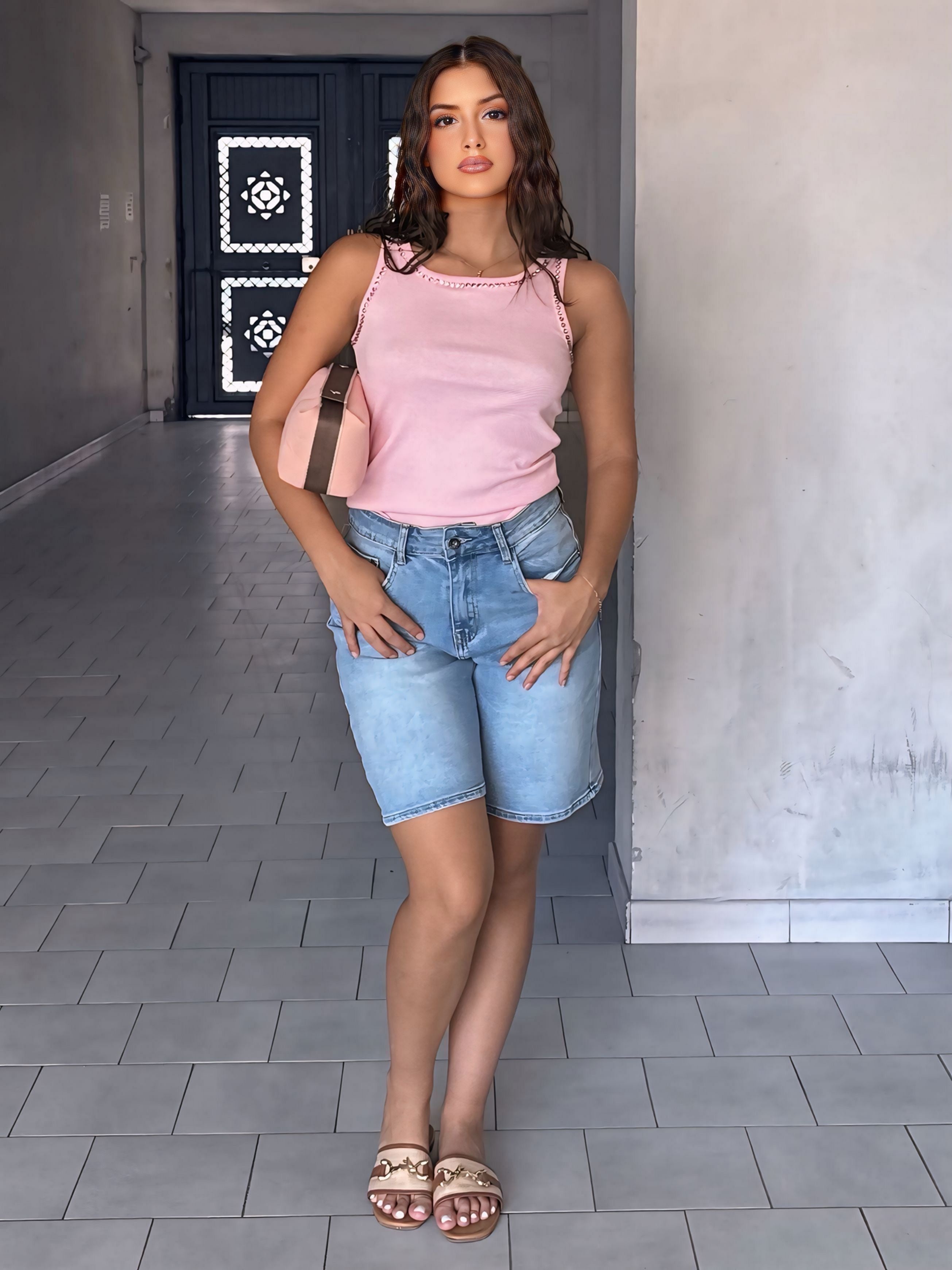 Bermuda hales