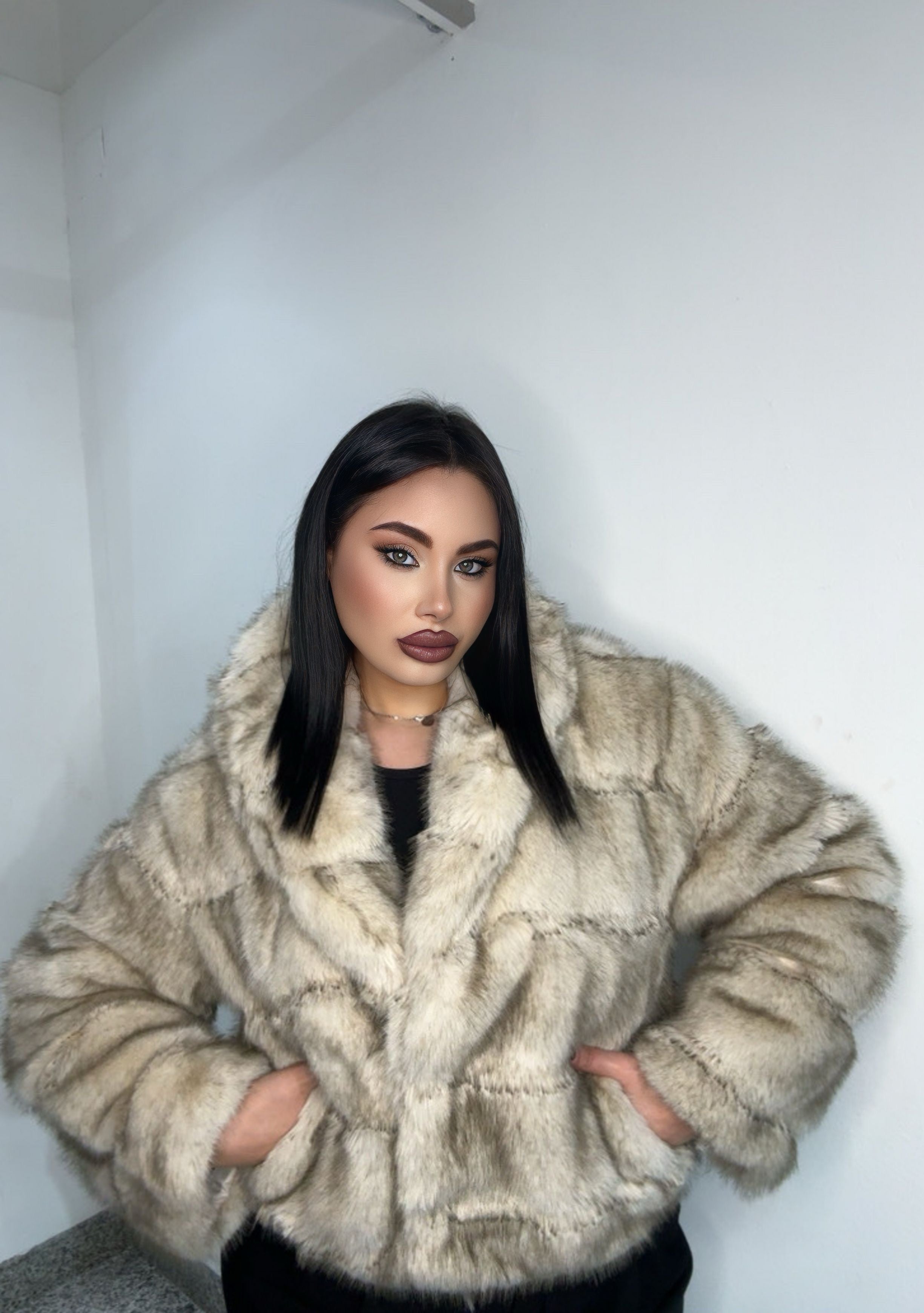 Pelliccia j515 beige