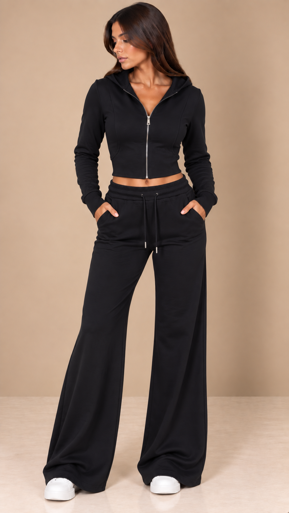 Tuta Essential Fit nero