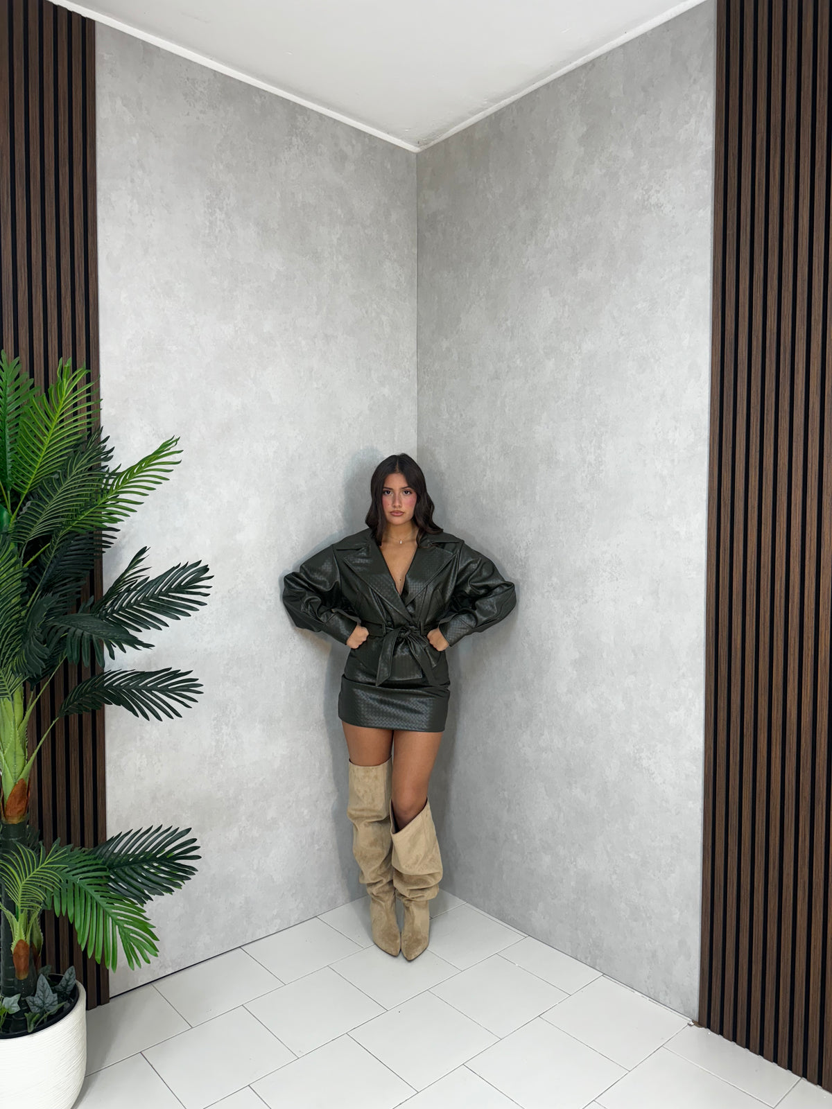 Completo Leather Chic