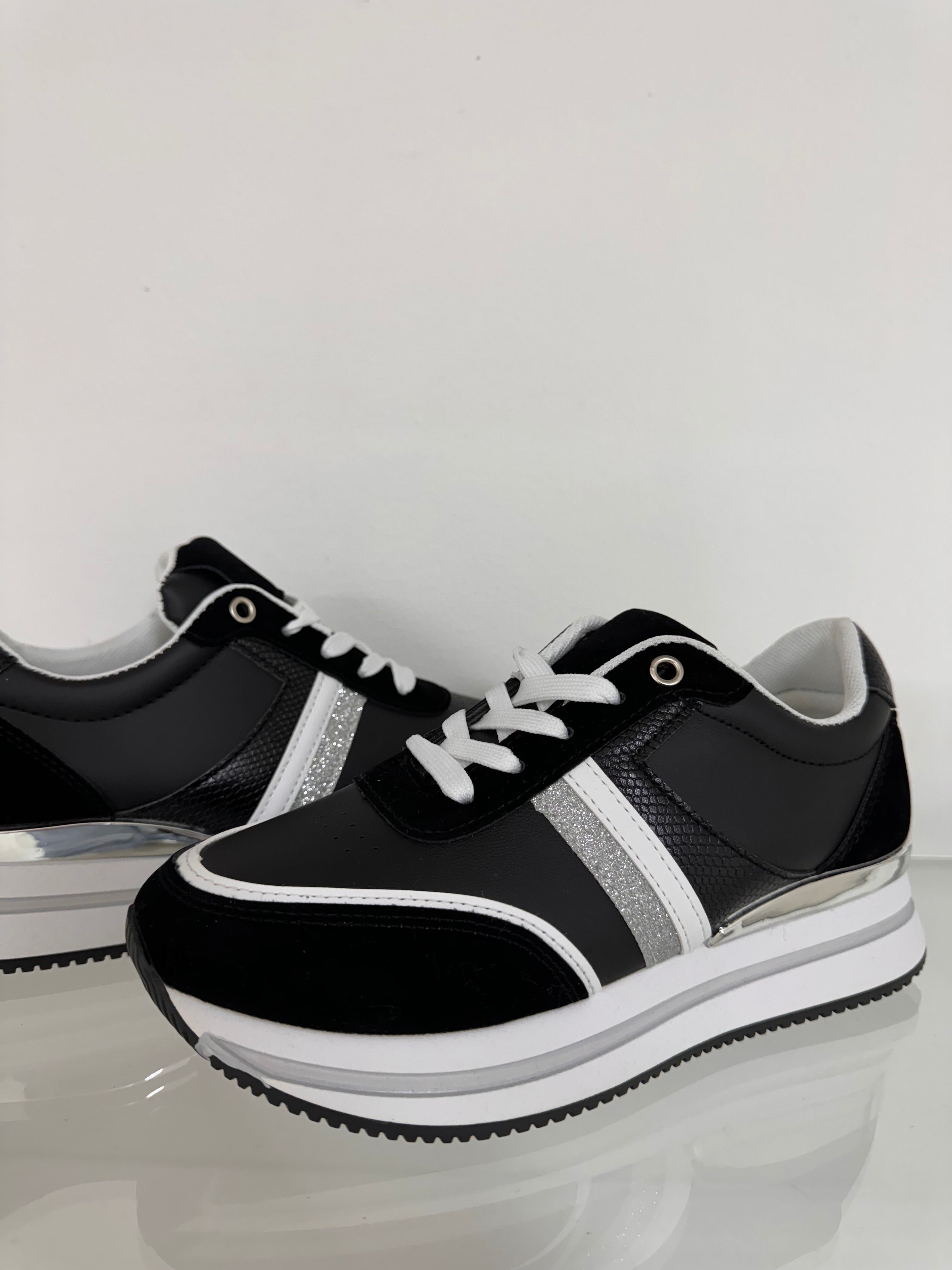 SNEAKERS 8558-2