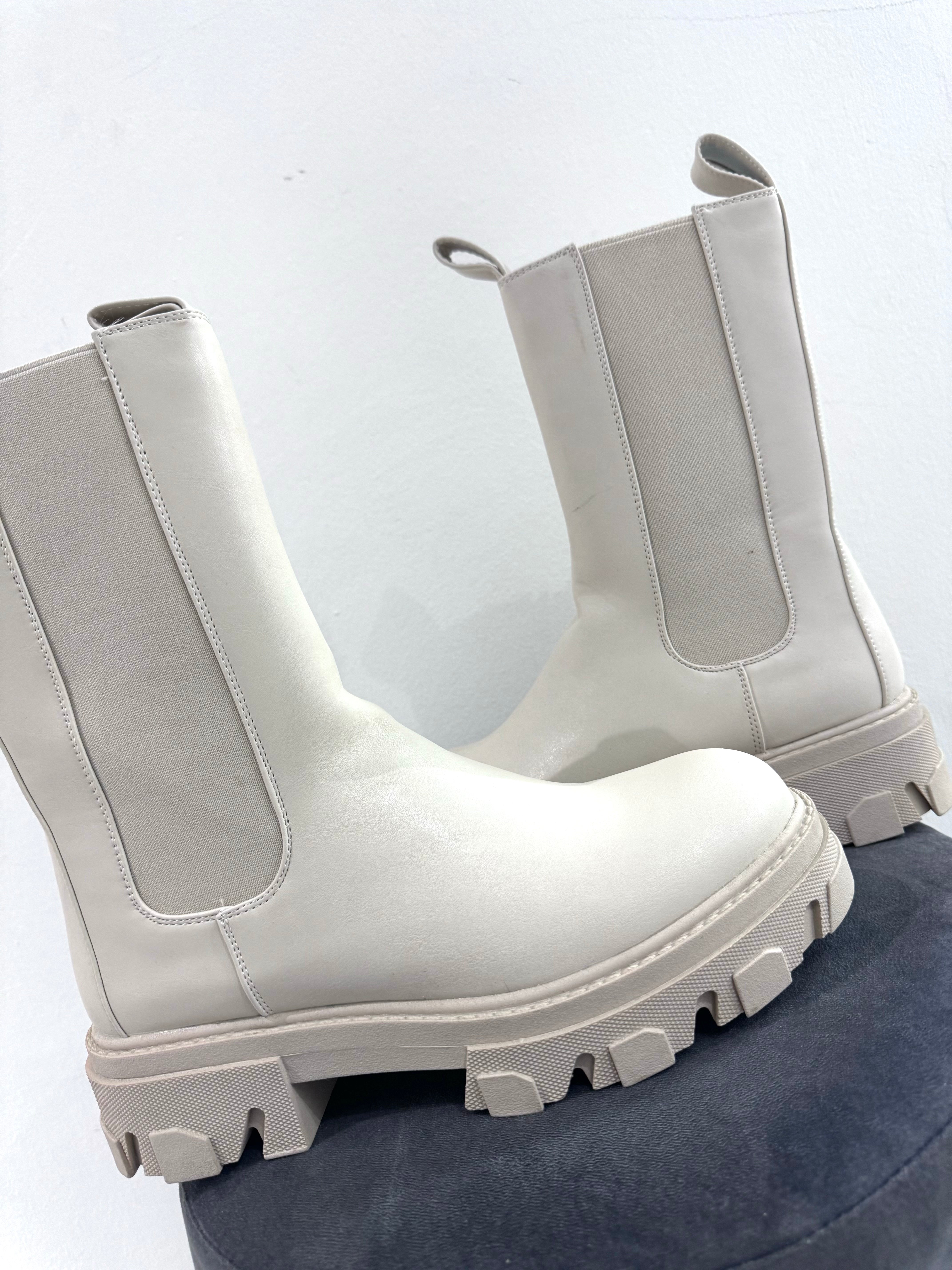 Stivale 2115