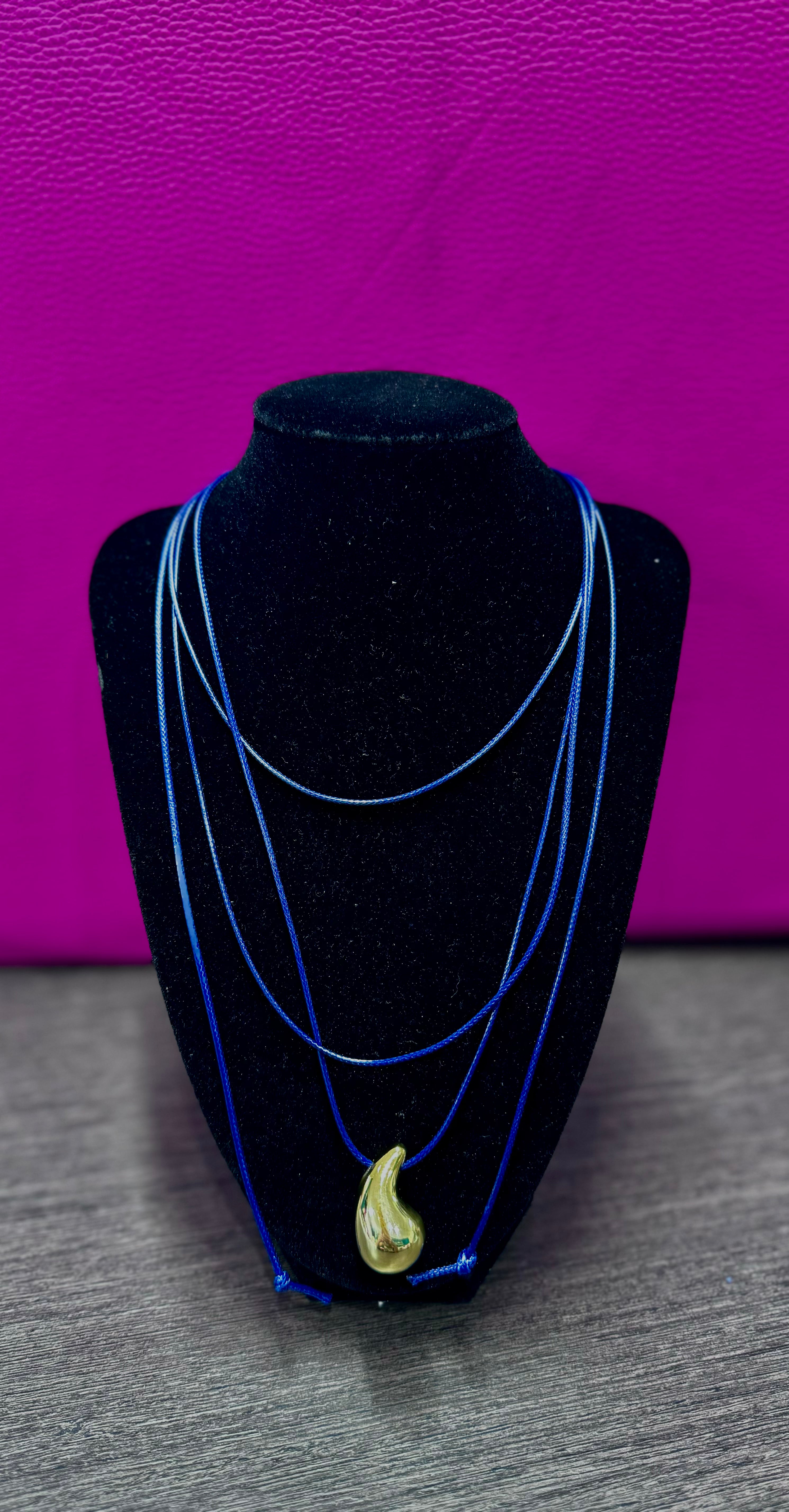 Collana choker goccia oro